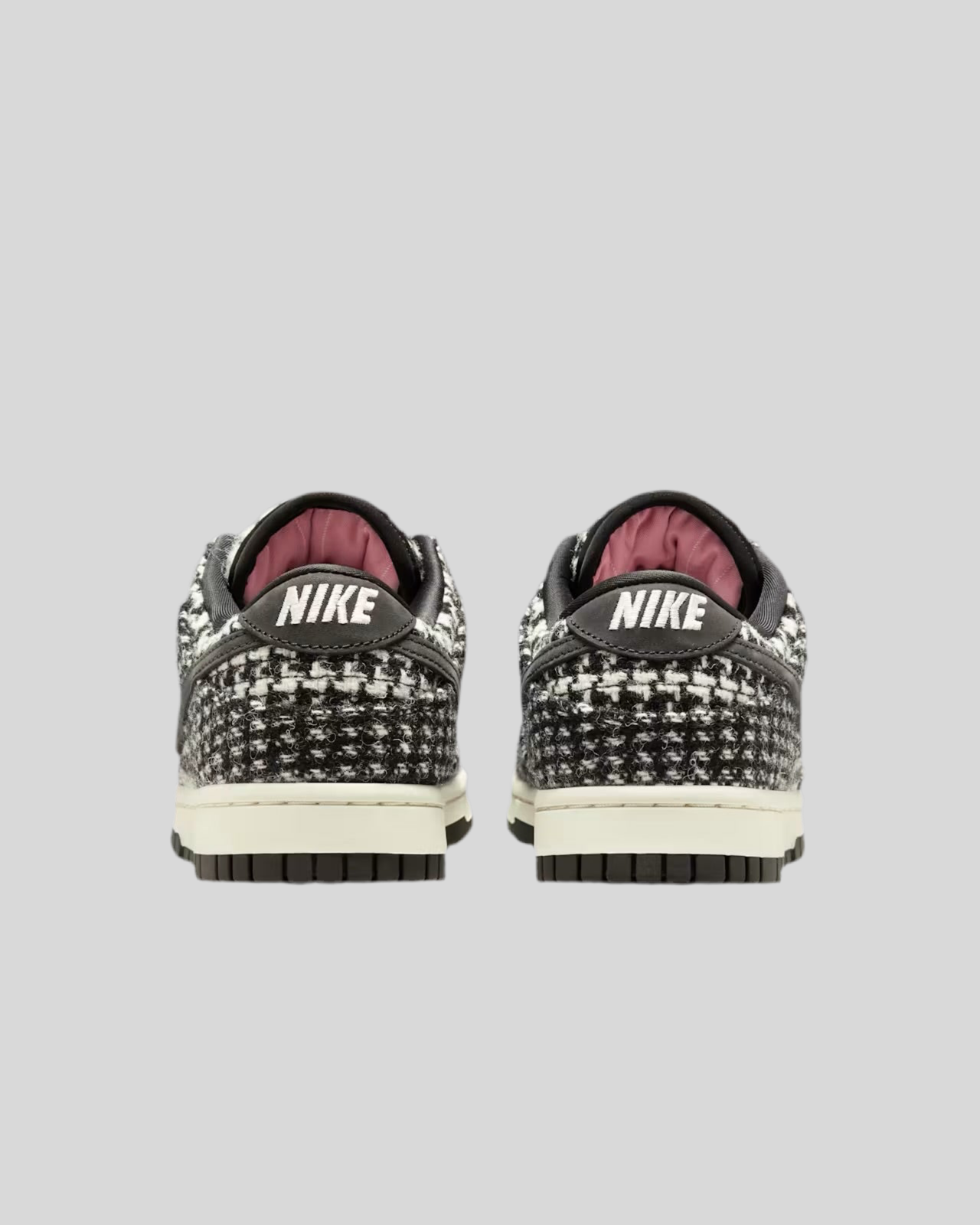 W Dunk Low x Harris Tweed “Black & Phantom”