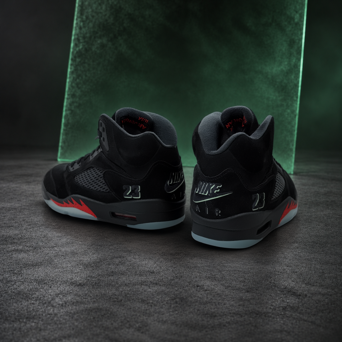 Air Jordan 5 Retro "Halloween"