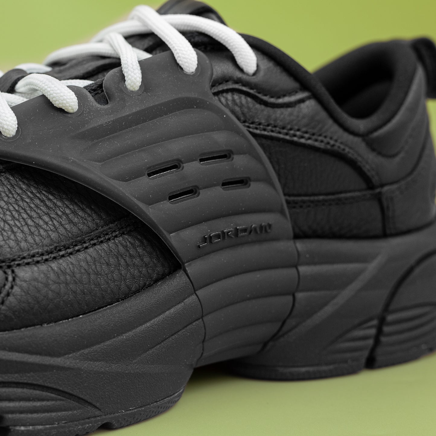 Jordan Trunner "Black"