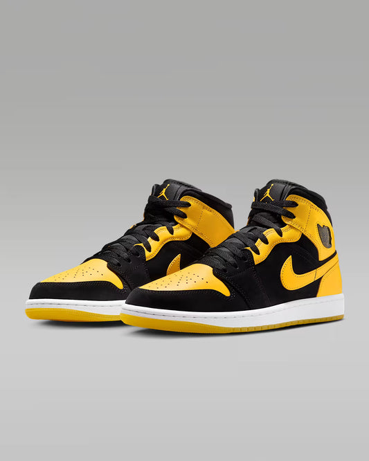 Air Jordan 1 Mid SE ‘New Love’