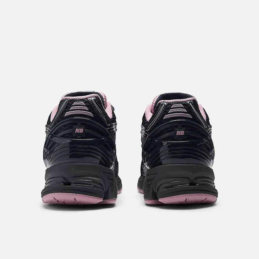 New Balance 1906R
