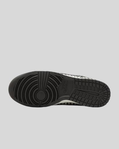 W Dunk Low x Harris Tweed “Black & Phantom”