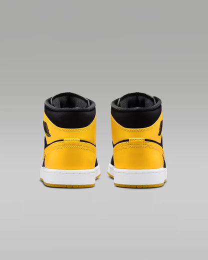 Air Jordan 1 Mid SE ‘New Love’