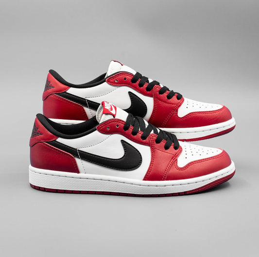 Air Jordan 1 Low OG "Chicago"