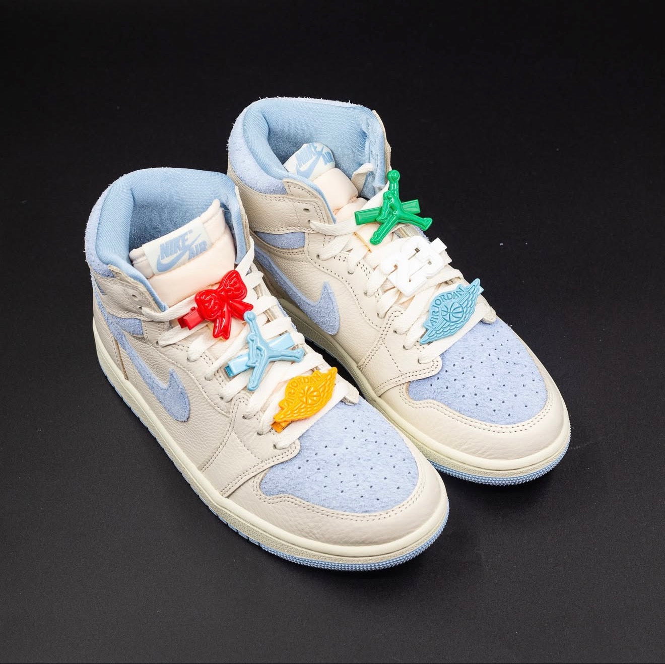 W Air Jordan 1 High OG "Hair Clips"