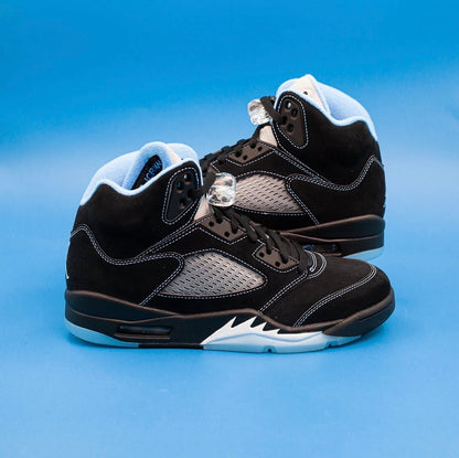 Air Jordan 5 Retro "Black Carolina"