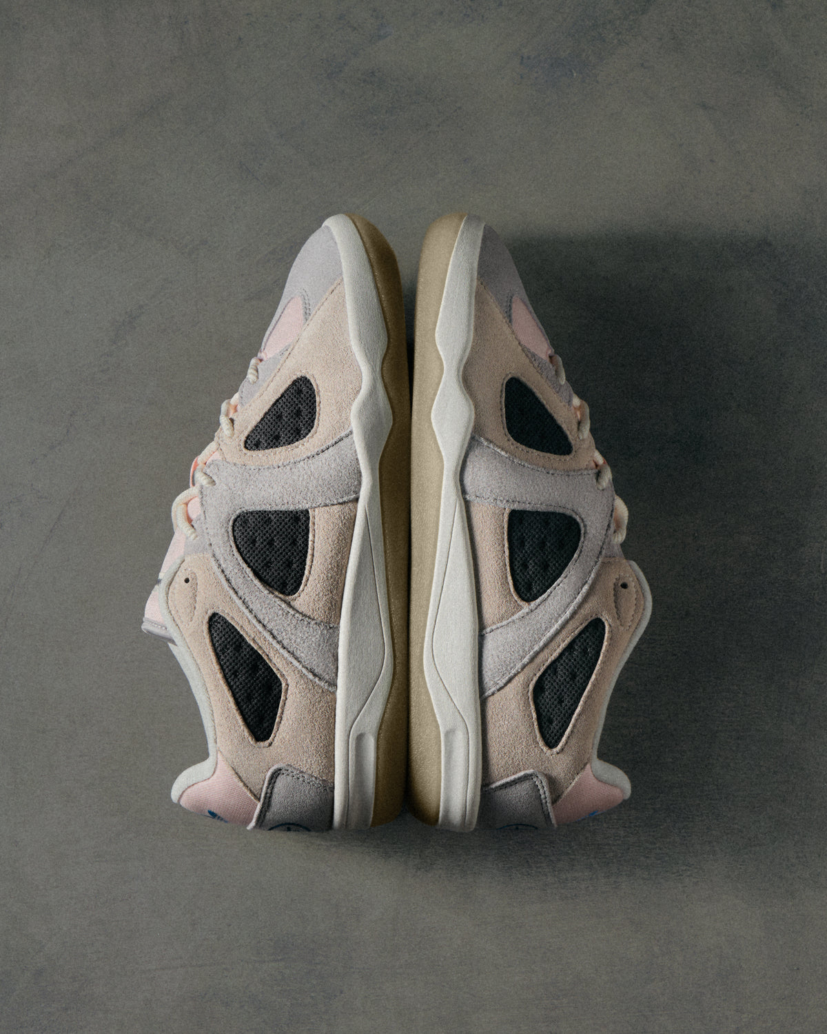 BadBo 1.1 "White/Grey/Pink"