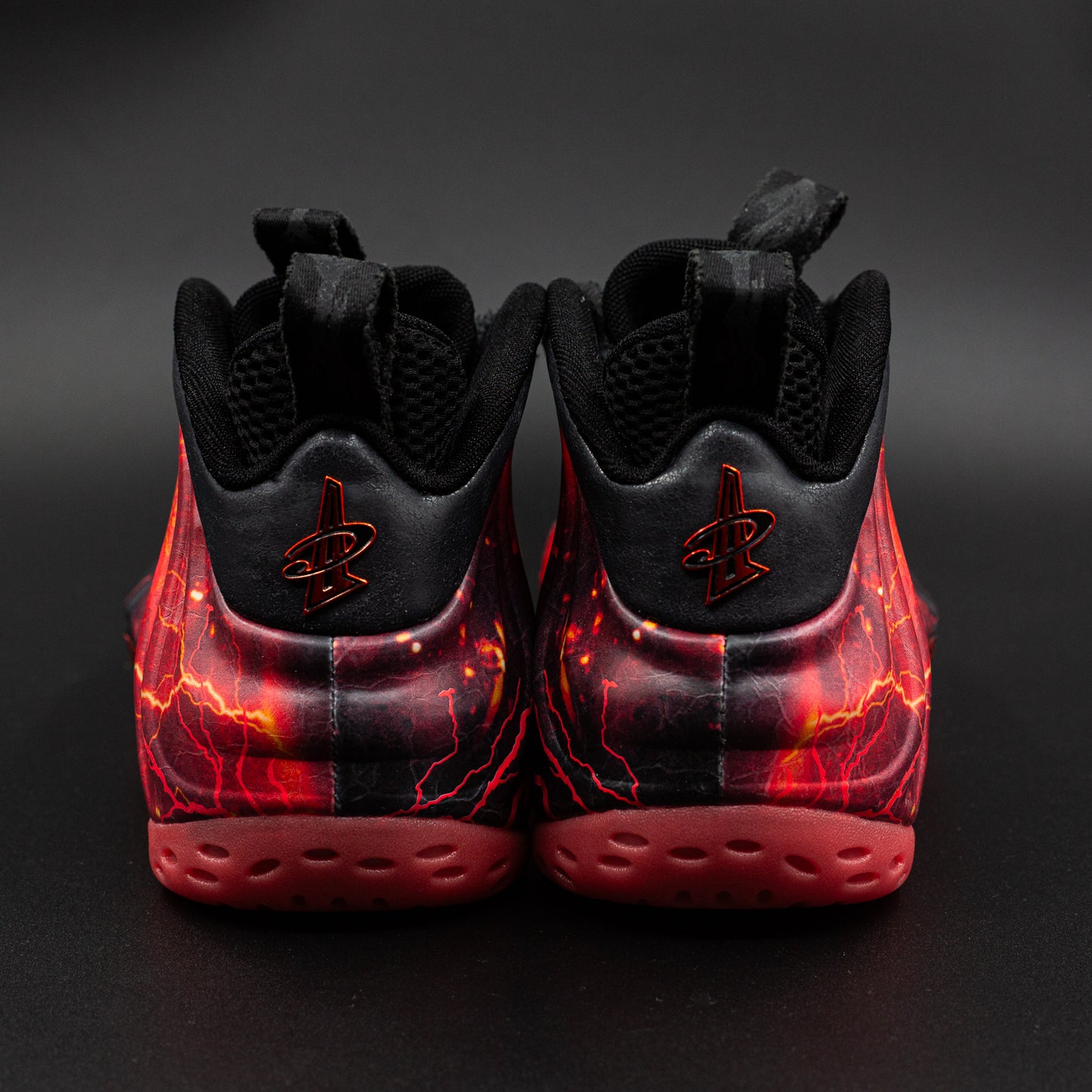 Air Foamposite One x Stranger Things "Vecna"