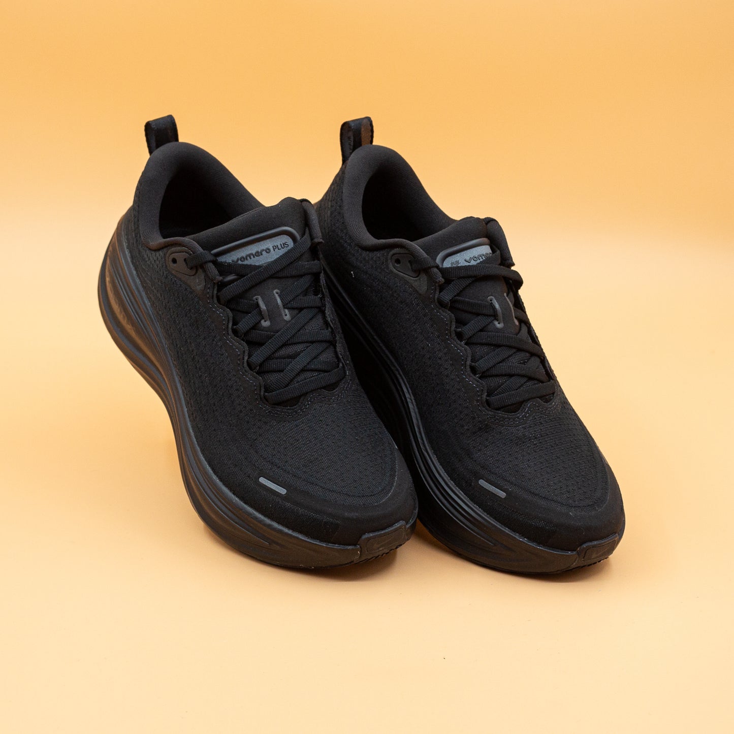 Nike Vomero Plus "Triple Black"