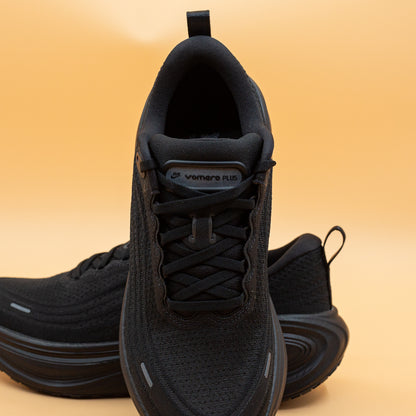Nike Vomero Plus "Triple Black"