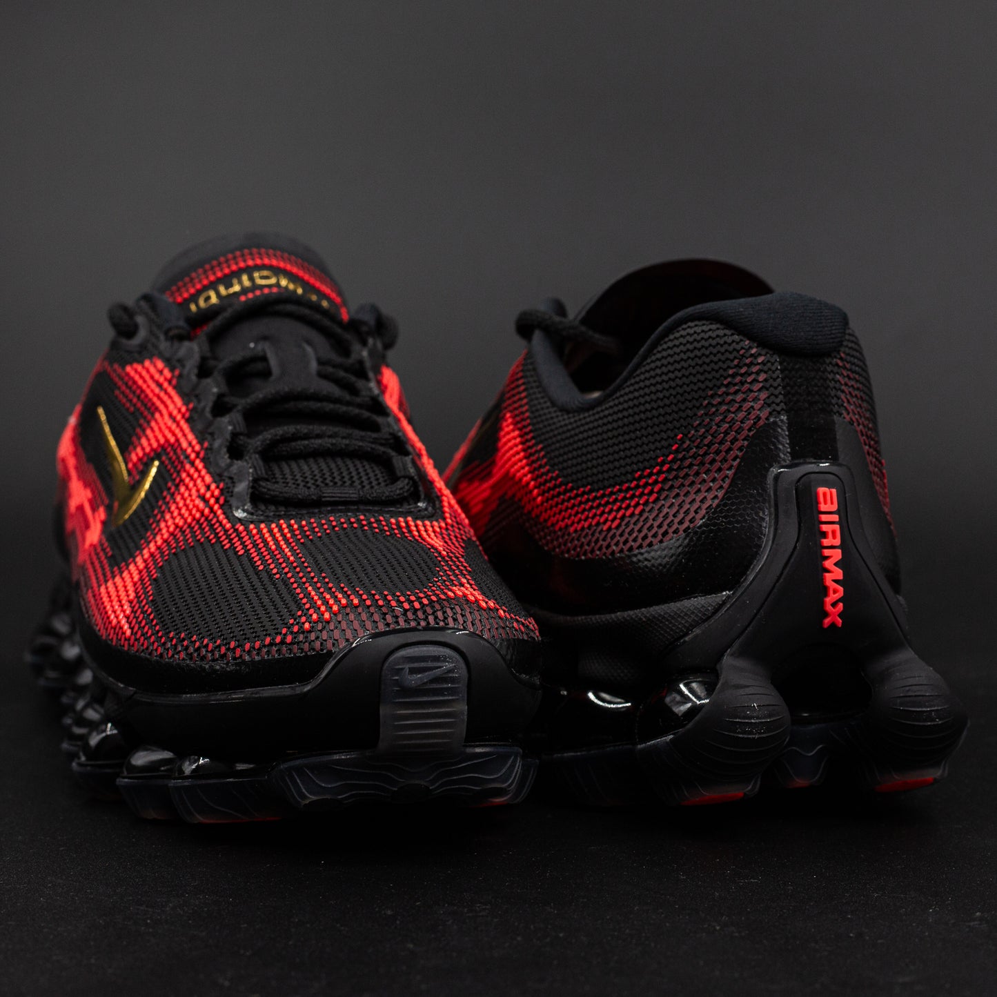 Air Liquid Max "Bright Crimson & Fire Red"