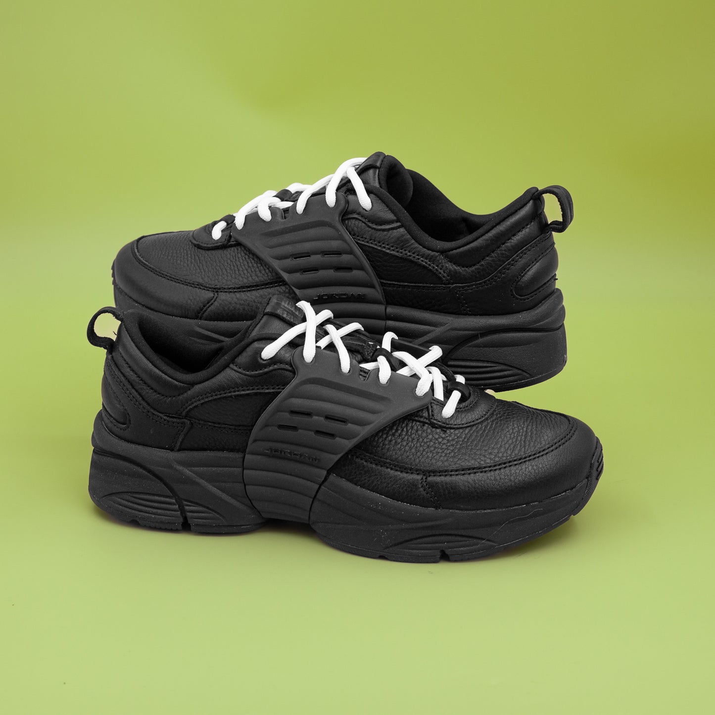 Jordan Trunner "Black"