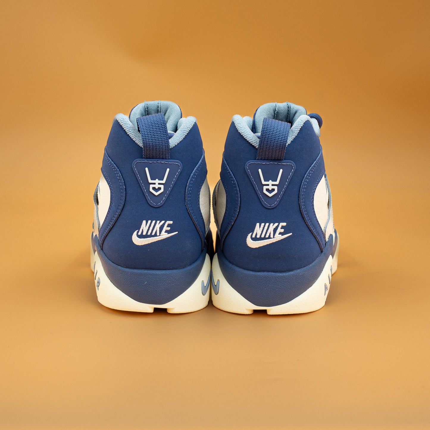 Air Diamond Turf II (GS) "Royals"