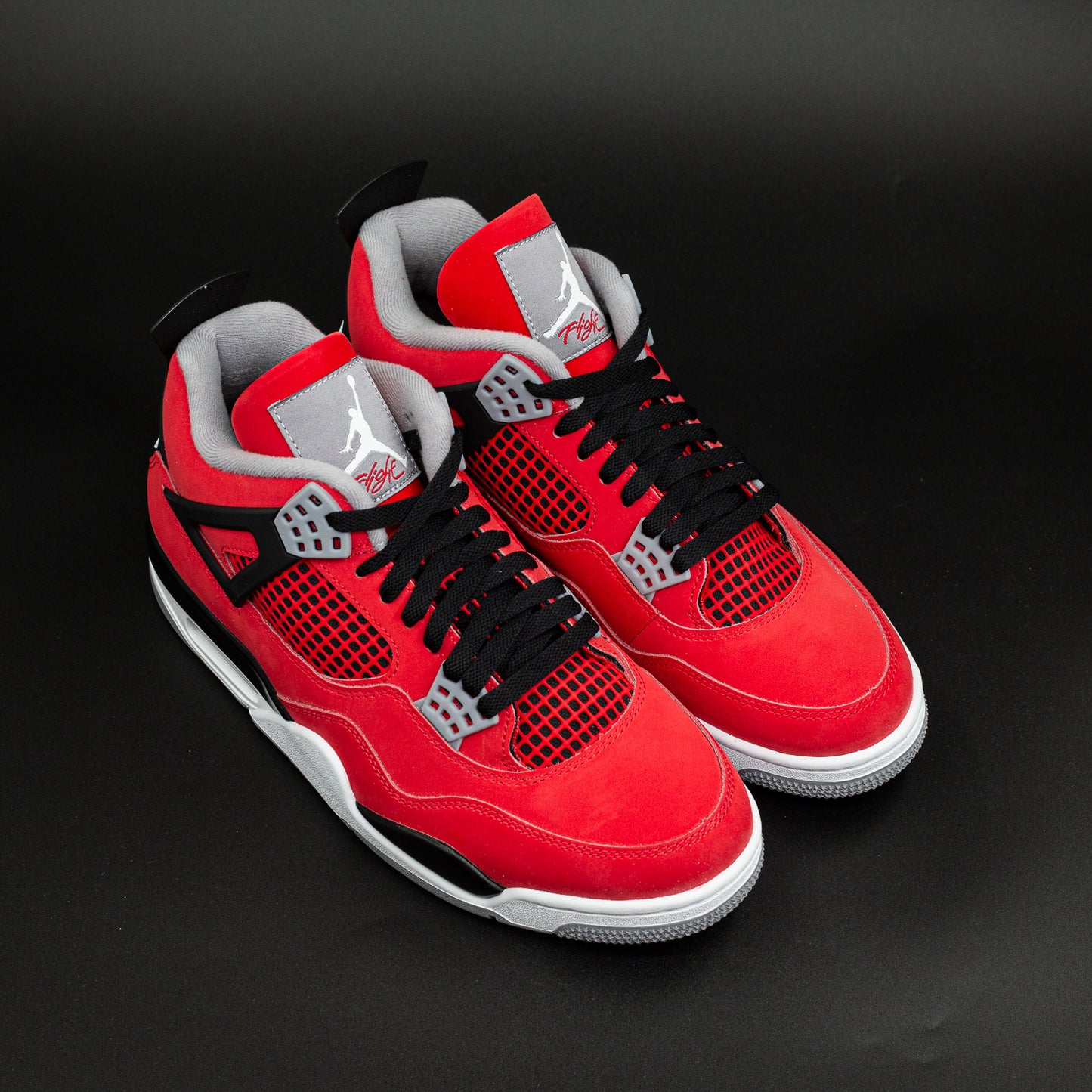 Air Jordan 4 Retro "Toro Bravo"